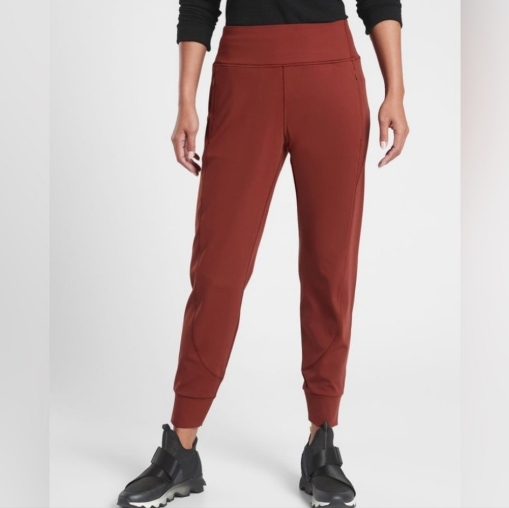 Athleta Distance Jogger XL Tall